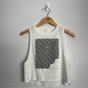 Lululemon Cut Back Crop Tank *SeaWheeze White Size 4? 17” PTP